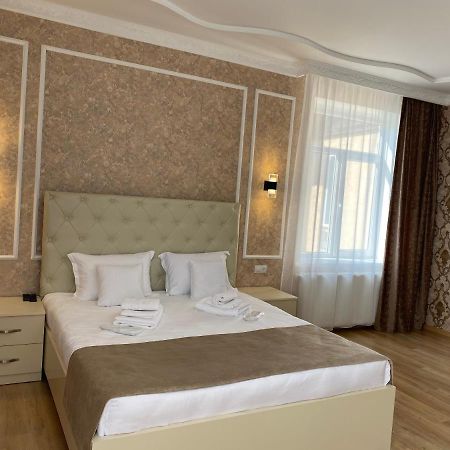 Hotel Sharl Ninotsminda Екстер'єр фото