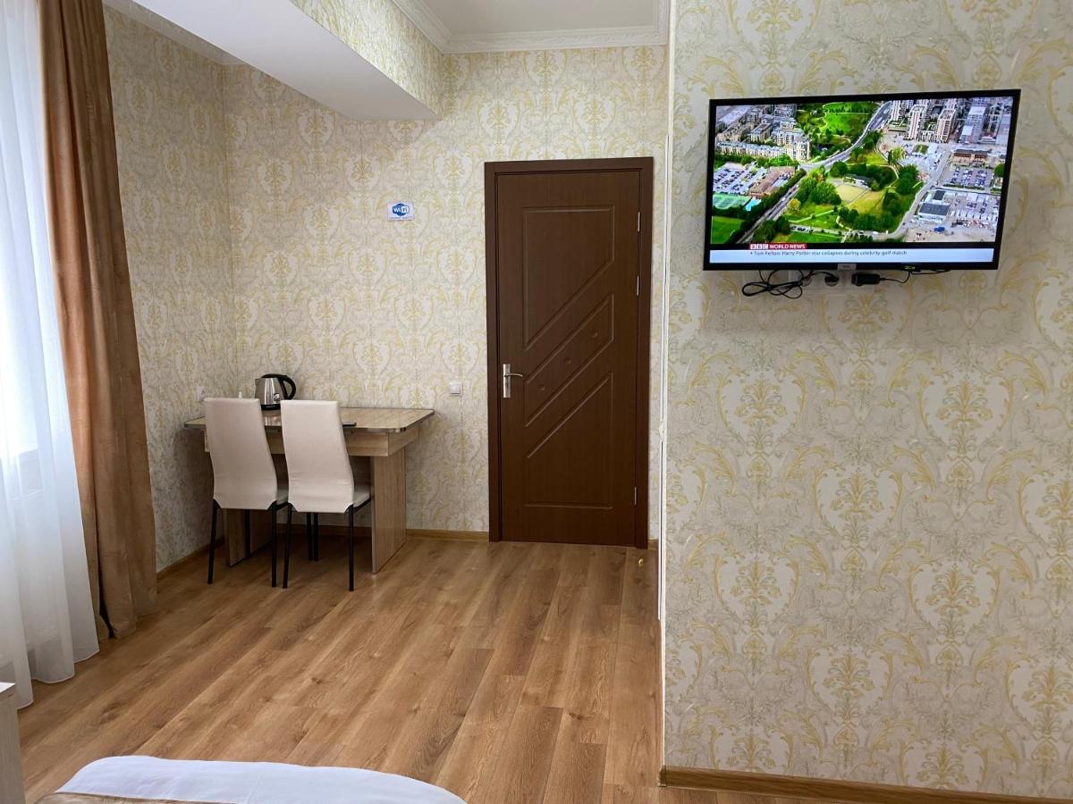 Hotel Sharl Ninotsminda Екстер'єр фото