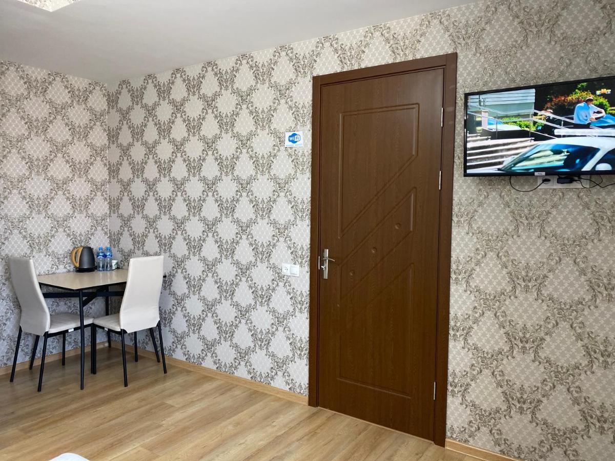 Hotel Sharl Ninotsminda Екстер'єр фото