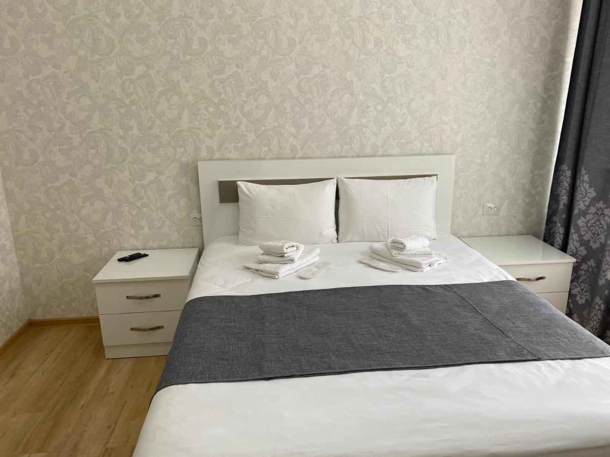 Hotel Sharl Ninotsminda Екстер'єр фото
