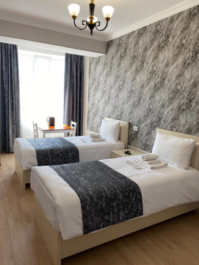 Hotel Sharl Ninotsminda Екстер'єр фото
