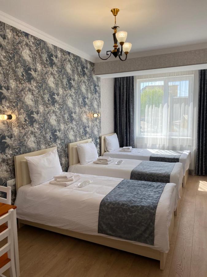 Hotel Sharl Ninotsminda Екстер'єр фото